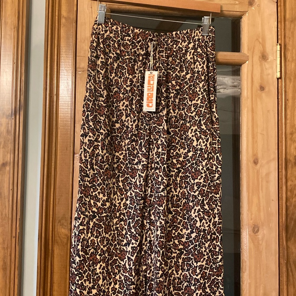 NET! Fun silk pants